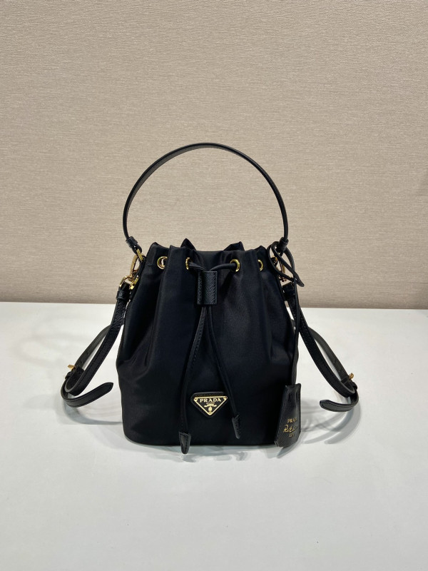 HOT SALE Prada Bucket Bag-15.5*19.5*10CM