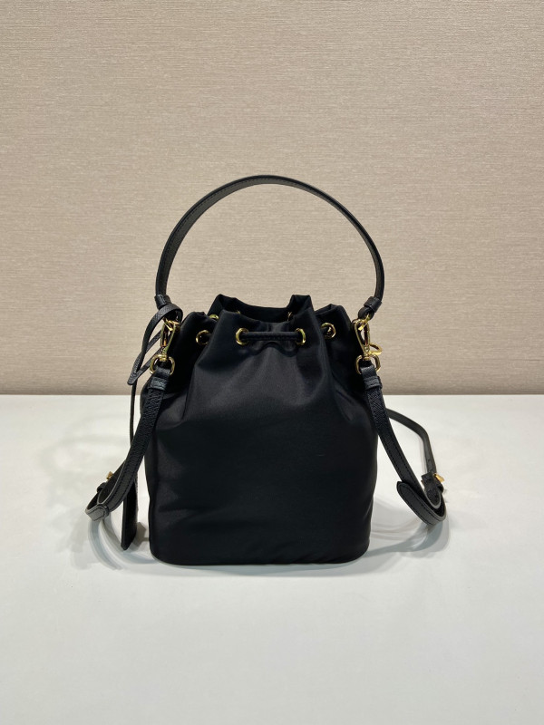 HOT SALE Prada Bucket Bag-15.5*19.5*10CM