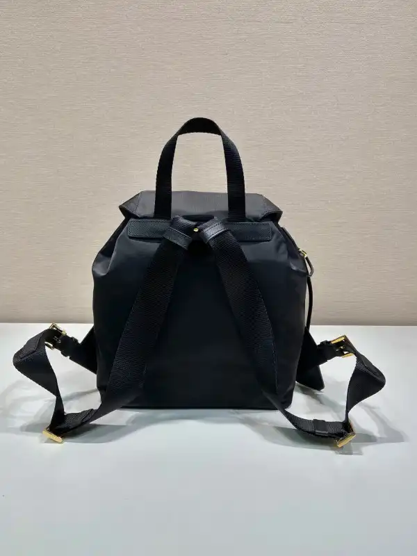 Bagsoffer PRADA Re-Nylon Medium Backpack-23.5*28*12CM