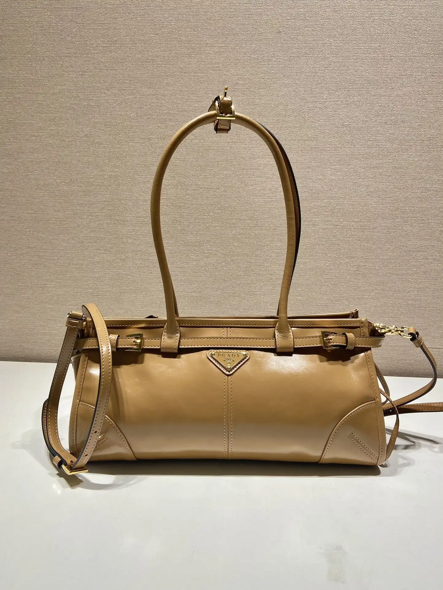 REP Prada Medium leather handbag