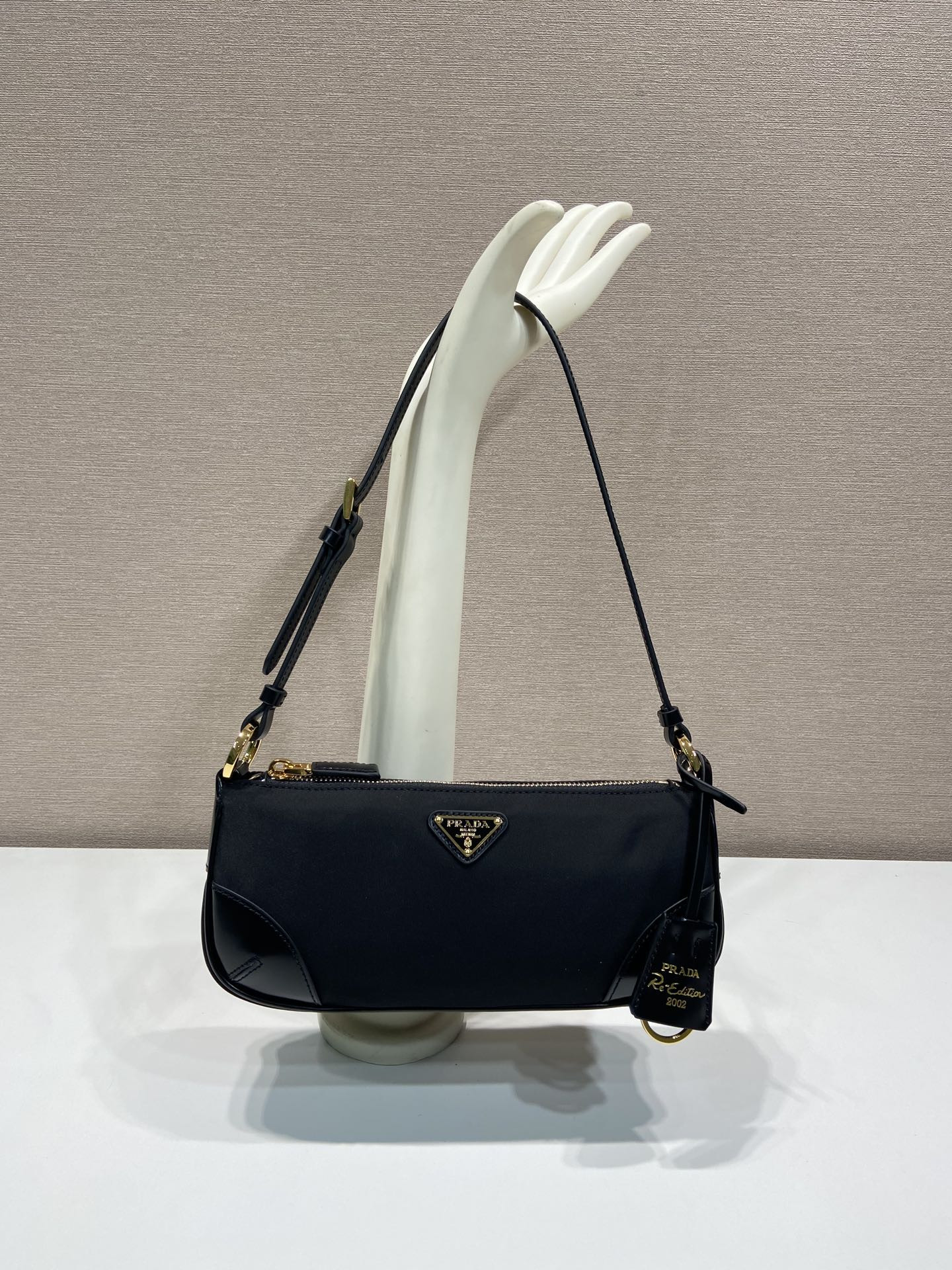 HOT SALE Prada Re-Edition bag-23.5*10*5CM