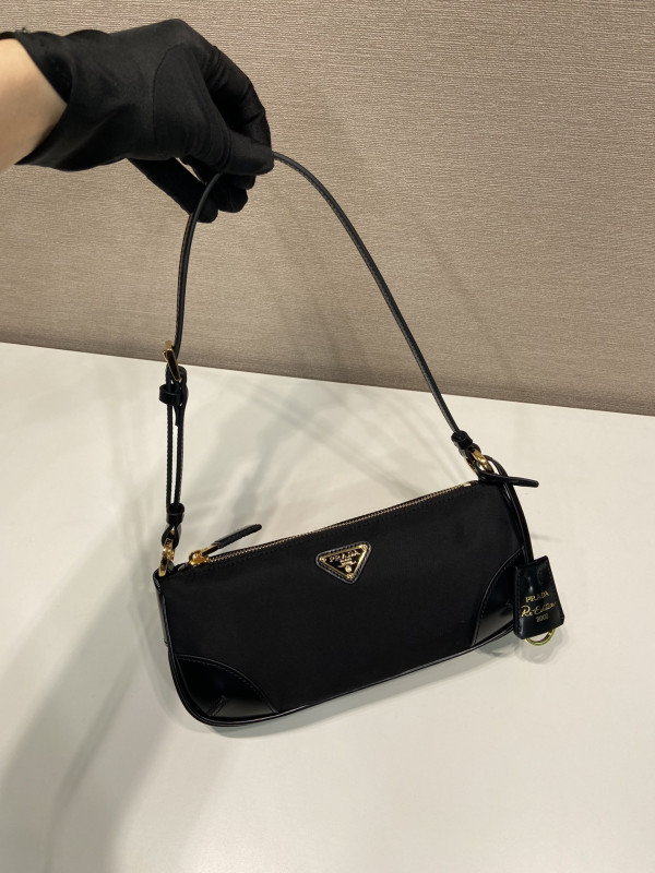 HOT SALE Prada Re-Edition bag-23.5*10*5CM