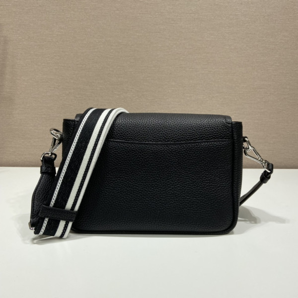 HOT SALE prada Leather shoulder bag-23*18*9CM