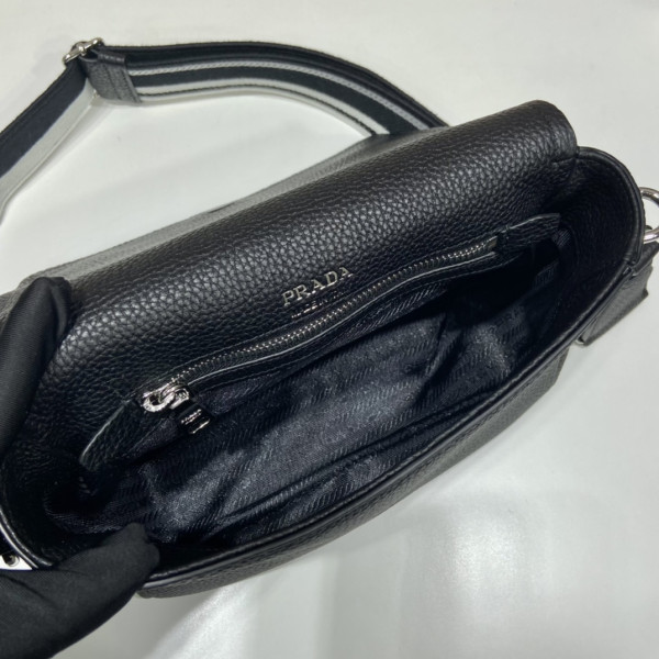 HOT SALE prada Leather shoulder bag-23*18*9CM