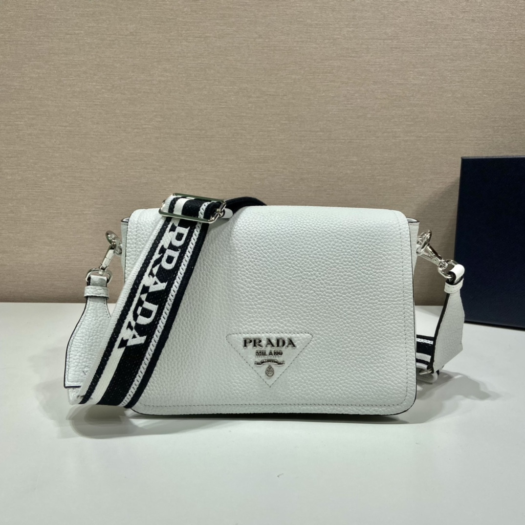 HOT SALE prada Leather shoulder bag-23*18*9CM