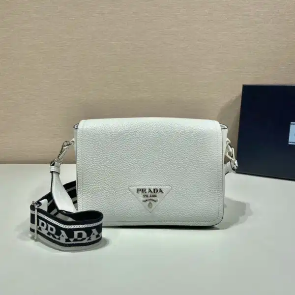 First bag ru prada Leather shoulder bag-23*18*9CM