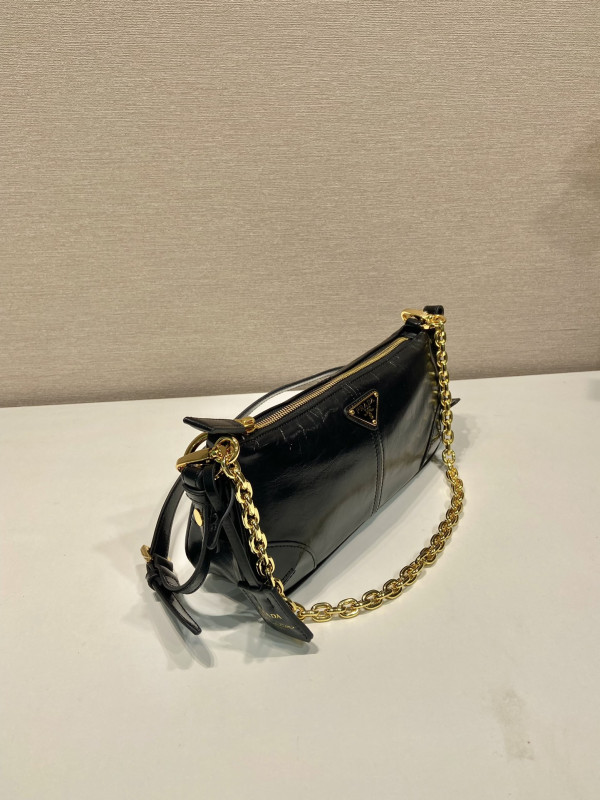 HOT SALE Prada Re-Edition bag-26*11.5*6CM