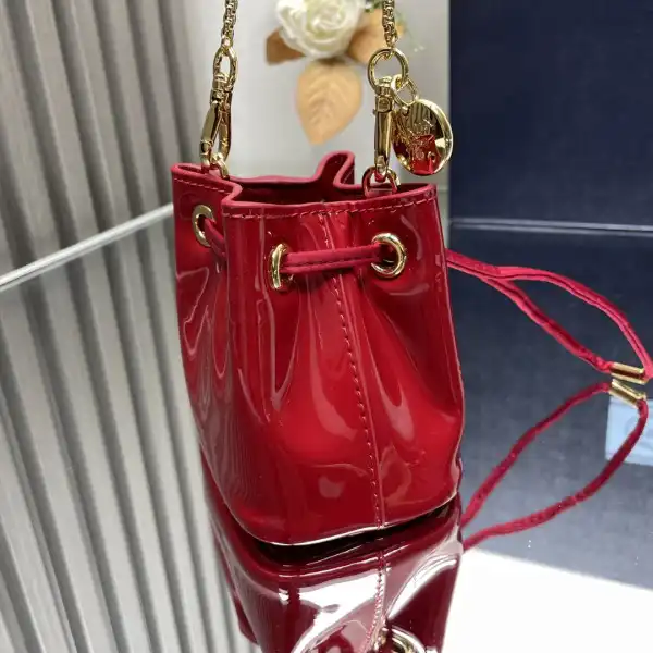 First Bag Ru PRADA  Shearling Bucket Bag-9-9-6cm