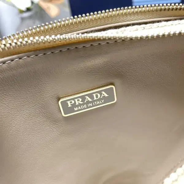 Prada Triangular sequined pouch-26*16*13CM