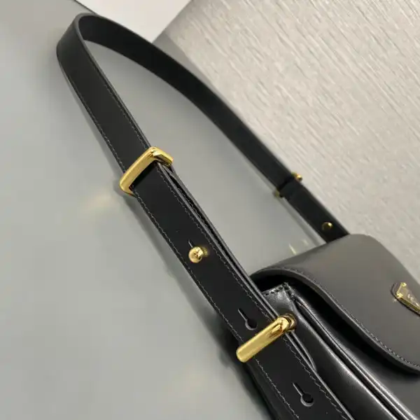 Bagsoffer Prada Moon Handbags-22*17*5.5CM