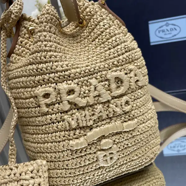 Prada TCrochet and leather bucket bag-20*17*12CM