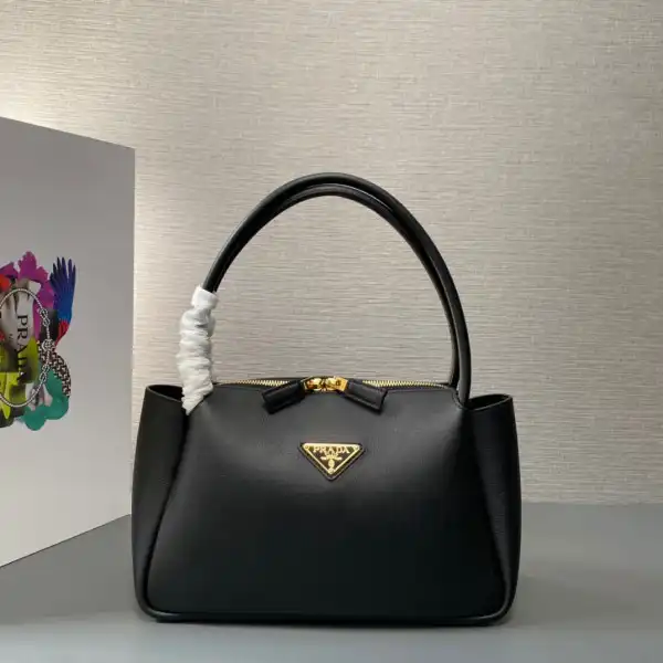 First bag ru Prada leather handbag-28*18*11CM