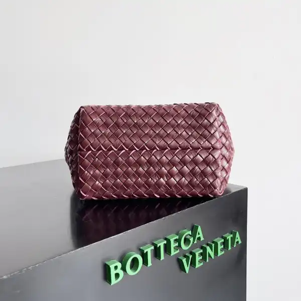 Yupoo bagsoffer BOTTEGA VENETA MINI CABAT-22*6.5*15.5cm