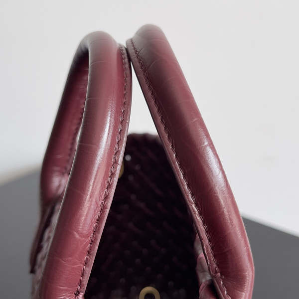 BOTTEGA VENETA MINI CABAT-22*6.5*15.5cm