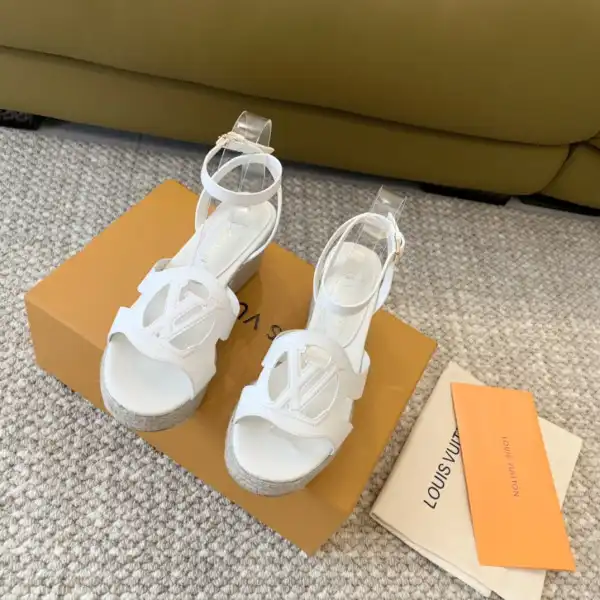 Frstbag ru LOUIS VUITTON HEELS SANDALS