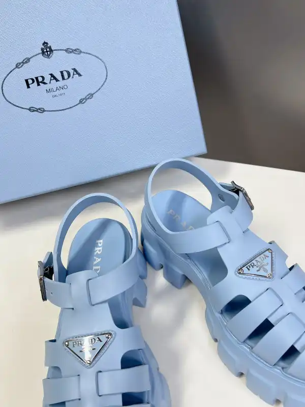 Frstbag ru PRADA sandals