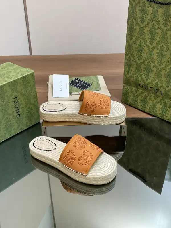 Yupoo bagsoffer GUCCI SLIDE SANDALS