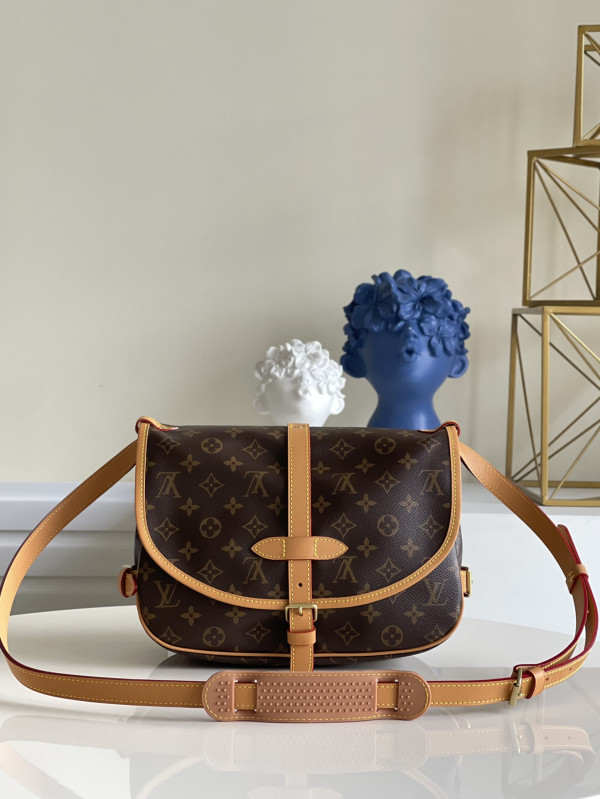 HOT SALE LOUIS VUITTON Saumur bag-28*11*20CM