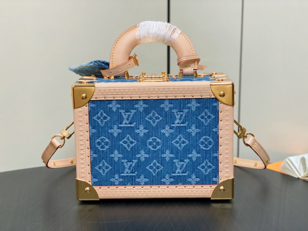 HOT SALE LOUIS VUITTON Petite Valise bag-22.5*17.5*11CM