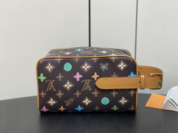 [FREE SHIPPING] LOUIS VUITTON LOCKER DOPP KIT bag-23*13*12CM