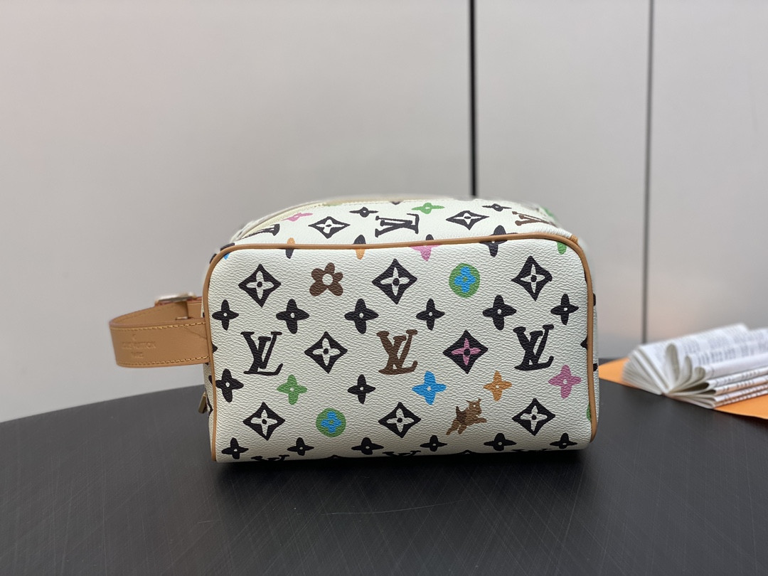 HOT SALE LOUIS VUITTON LOCKER DOPP KIT bag-23*13*12CM