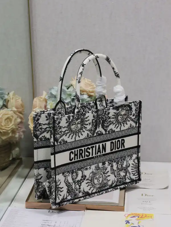 First bag ru MEDIUM DIRO BOOK TOTE-36*18*28CM