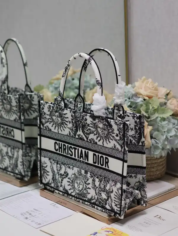 Affordable MEDIUM DIRO BOOK TOTE-36*18*28CM