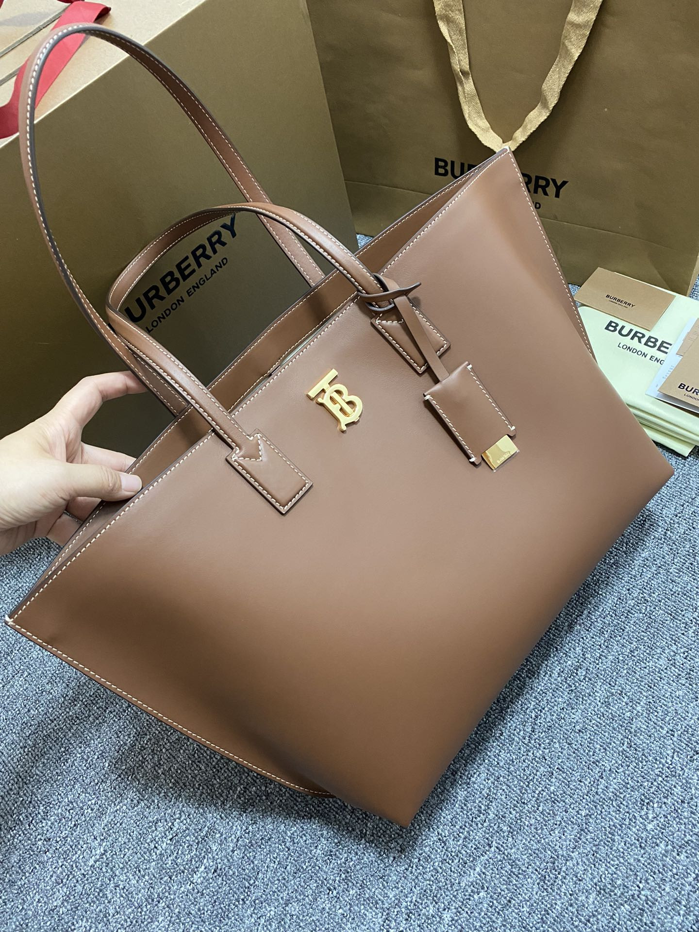 HOT SALE BURBERRY Medium Check Tote bag-34*14*28CM