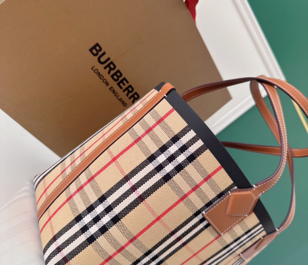 HOT SALE BURBERRY small London Tote-44*16*24.5CM