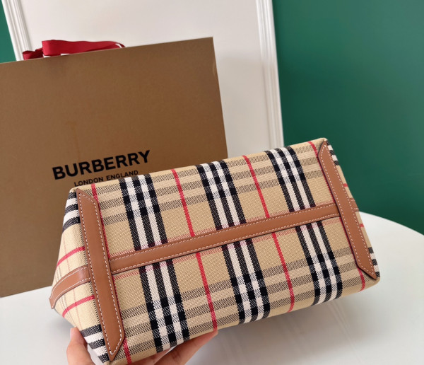 HOT SALE BURBERRY small London Tote-44*16*24.5CM