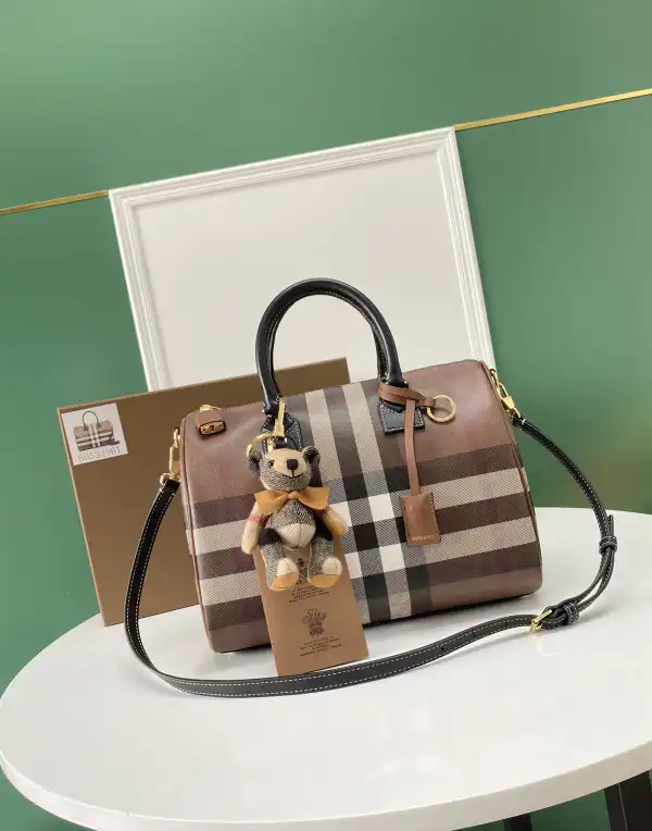 Yupoo bagsoffer BURBERRY Medium Check Bowling Bag-30*15*21CM