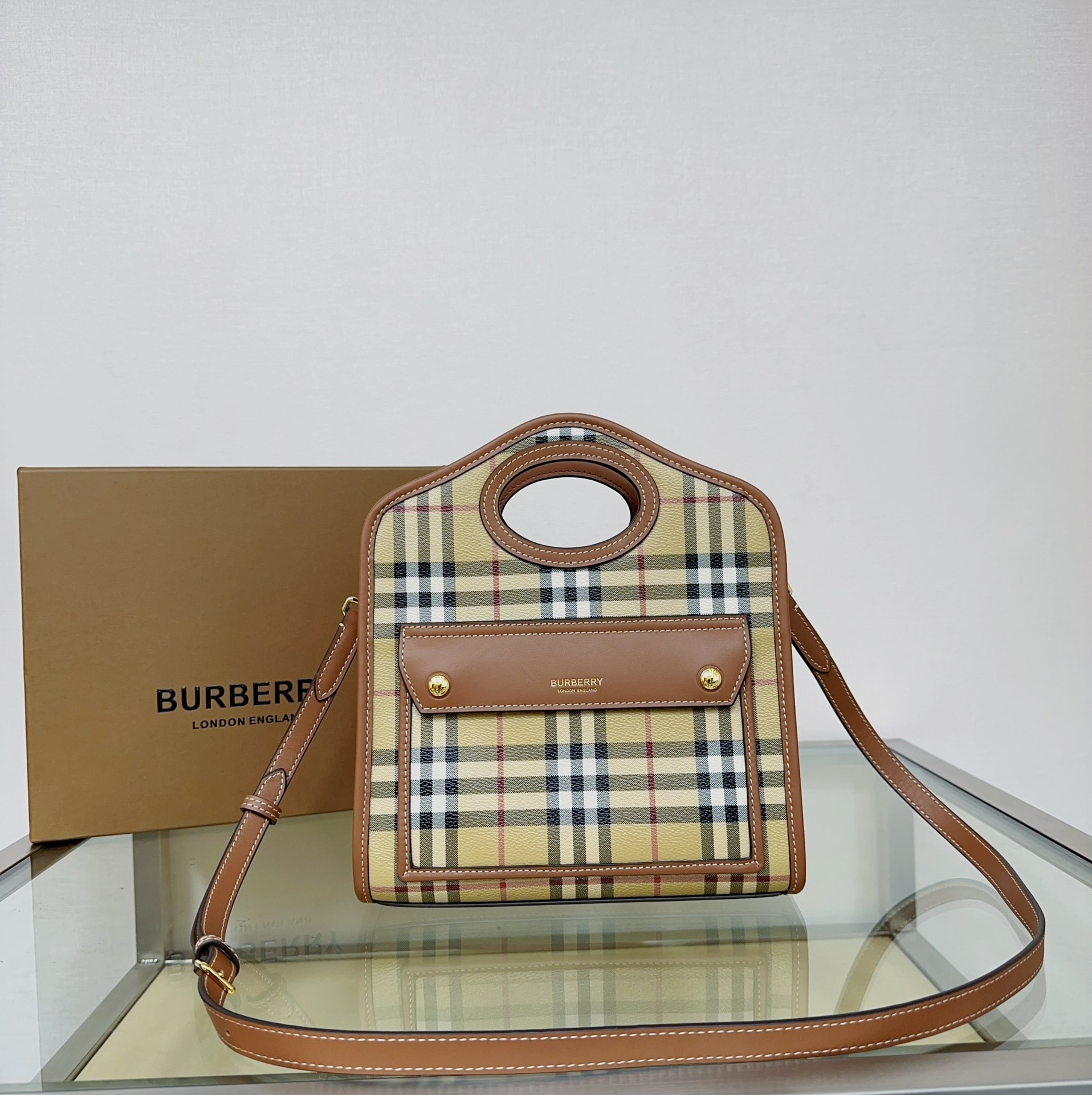 HOT SALE BURBERRY Mini Pocket Bag-23*6*26.5CM