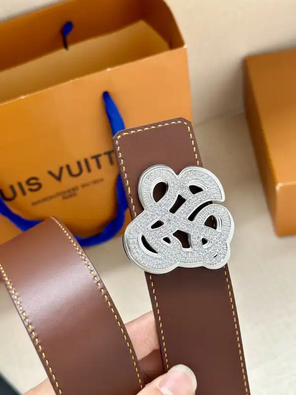 Yupoo bagsoffer LOUIS VUITTON BELT