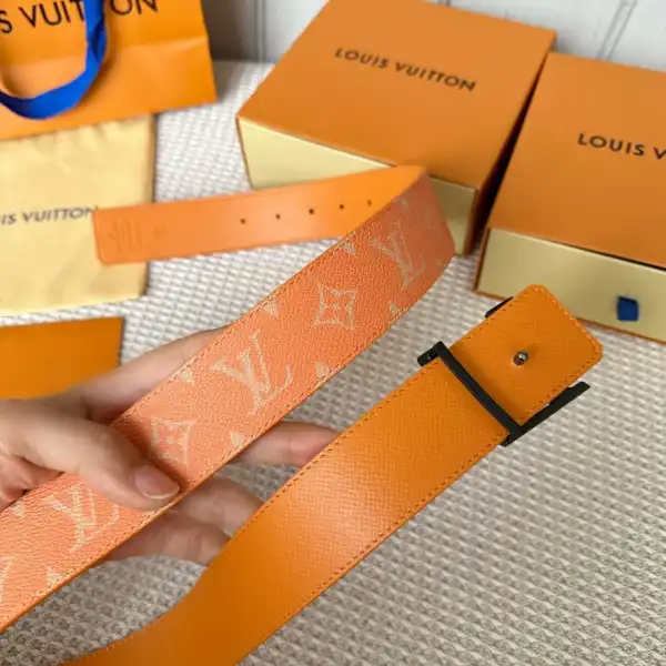 LOUIS VUITTON BELT