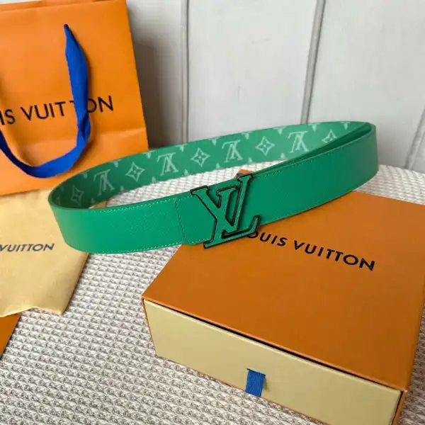 LOUIS VUITTON BELT