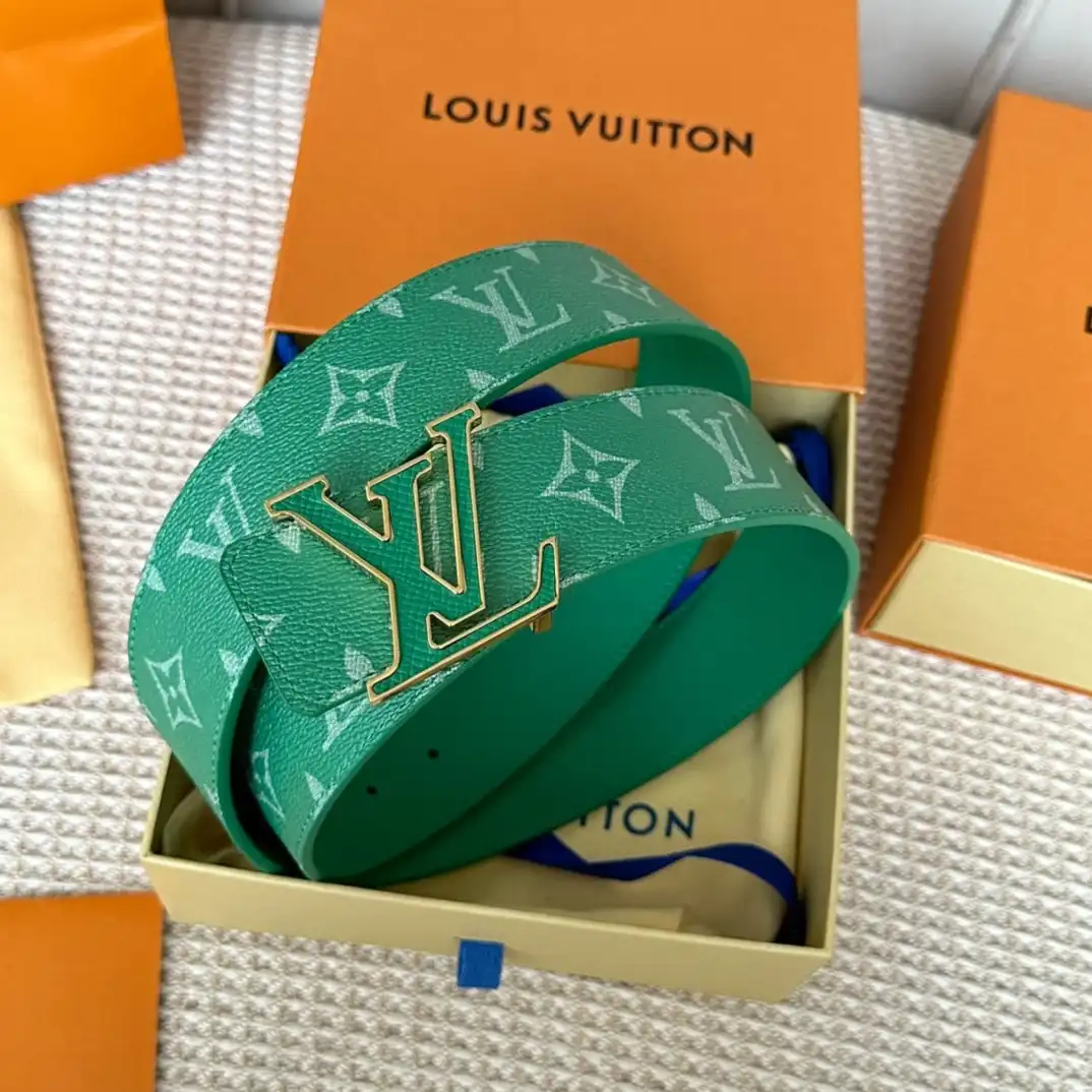 LOUIS VUITTON BELT