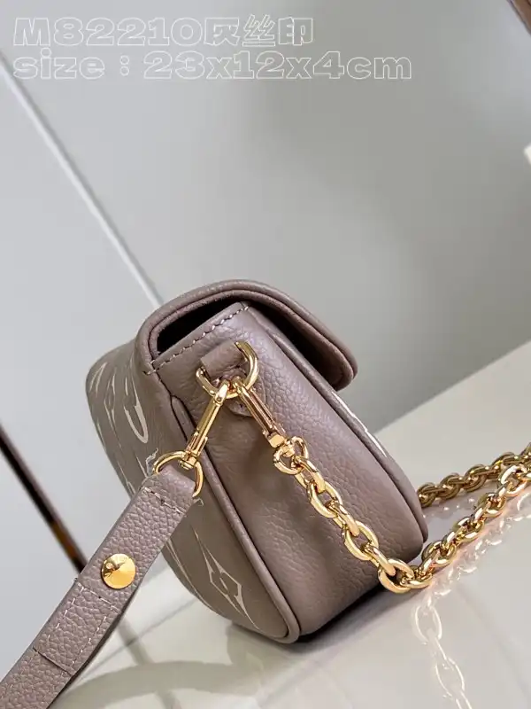 LOUIS VUITTON Wallet on Chain Ivy-23.5*12*4.3cm