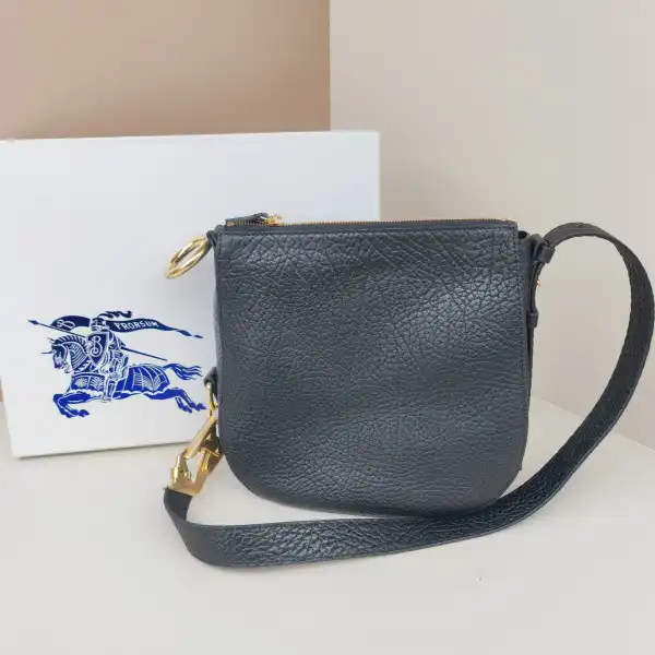 BURBERRY small Knight Bag-24*8*23cm