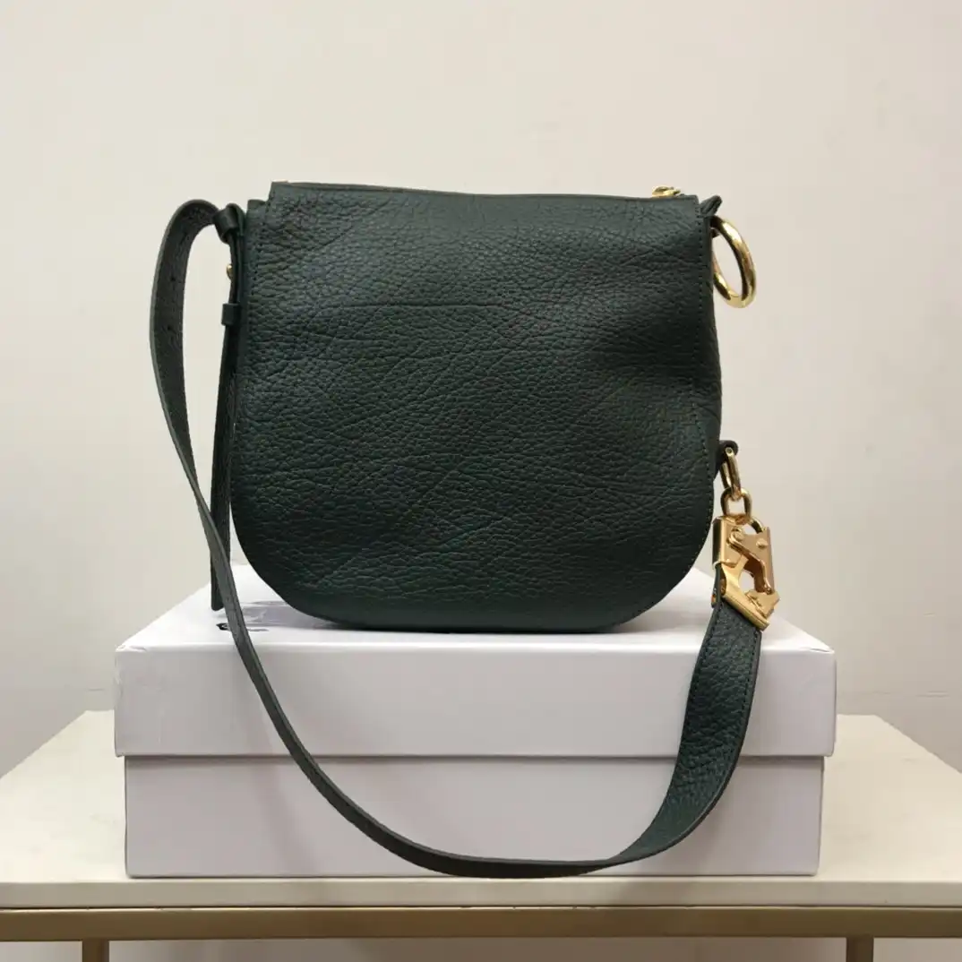 First bag ru BURBERRY small Knight Bag-24*8*23cm