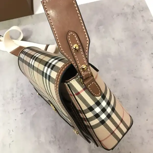 BURBERRY Note Crossbody Bag-25-8.5-18cm