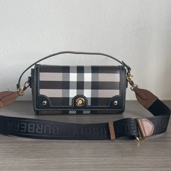 First bag ru BURBERRY Top Handle Note Bag-24*8*14cm