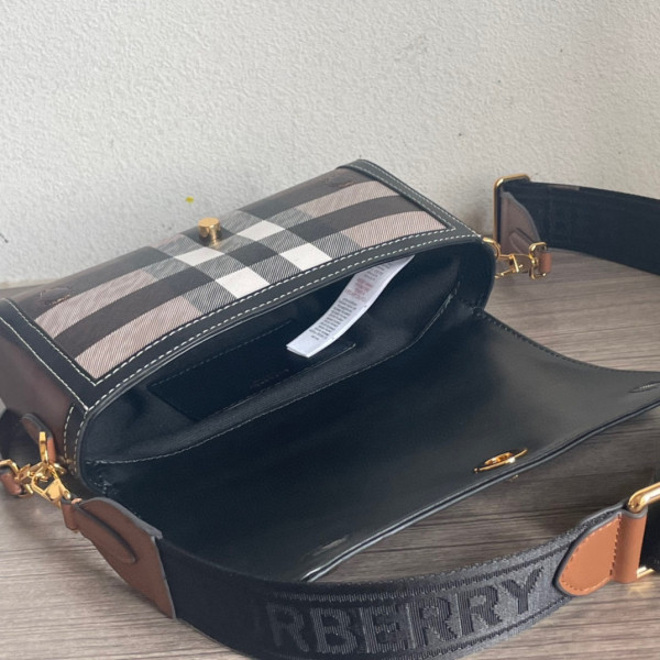 HOT SALE BURBERRY Top Handle Note Bag-24*8*14cm