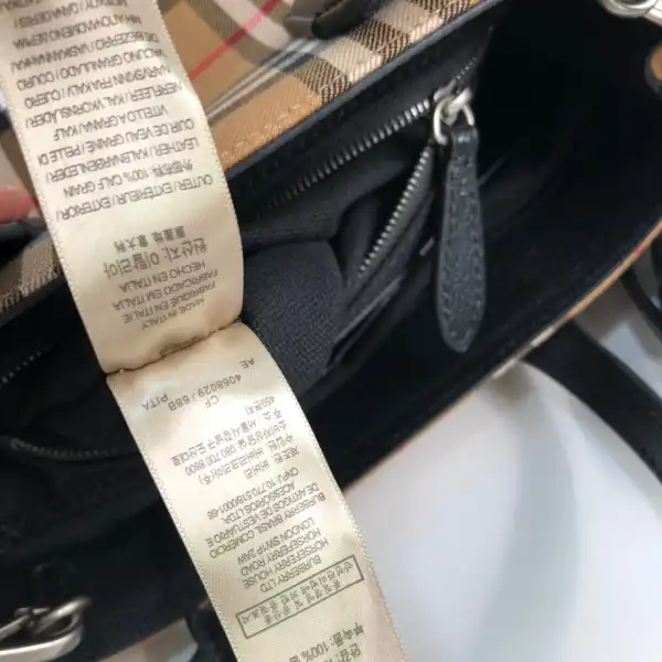 BURBERRY Medium Check Bowling Bag-30*15*21CM