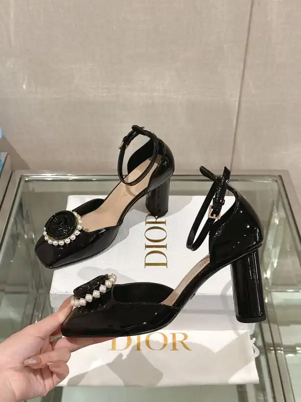 DIRO HEELS