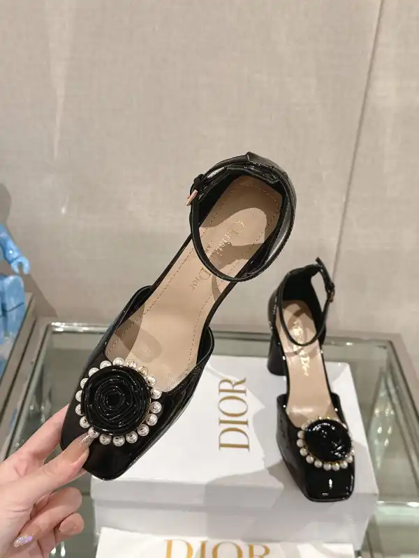 DIRO HEELS