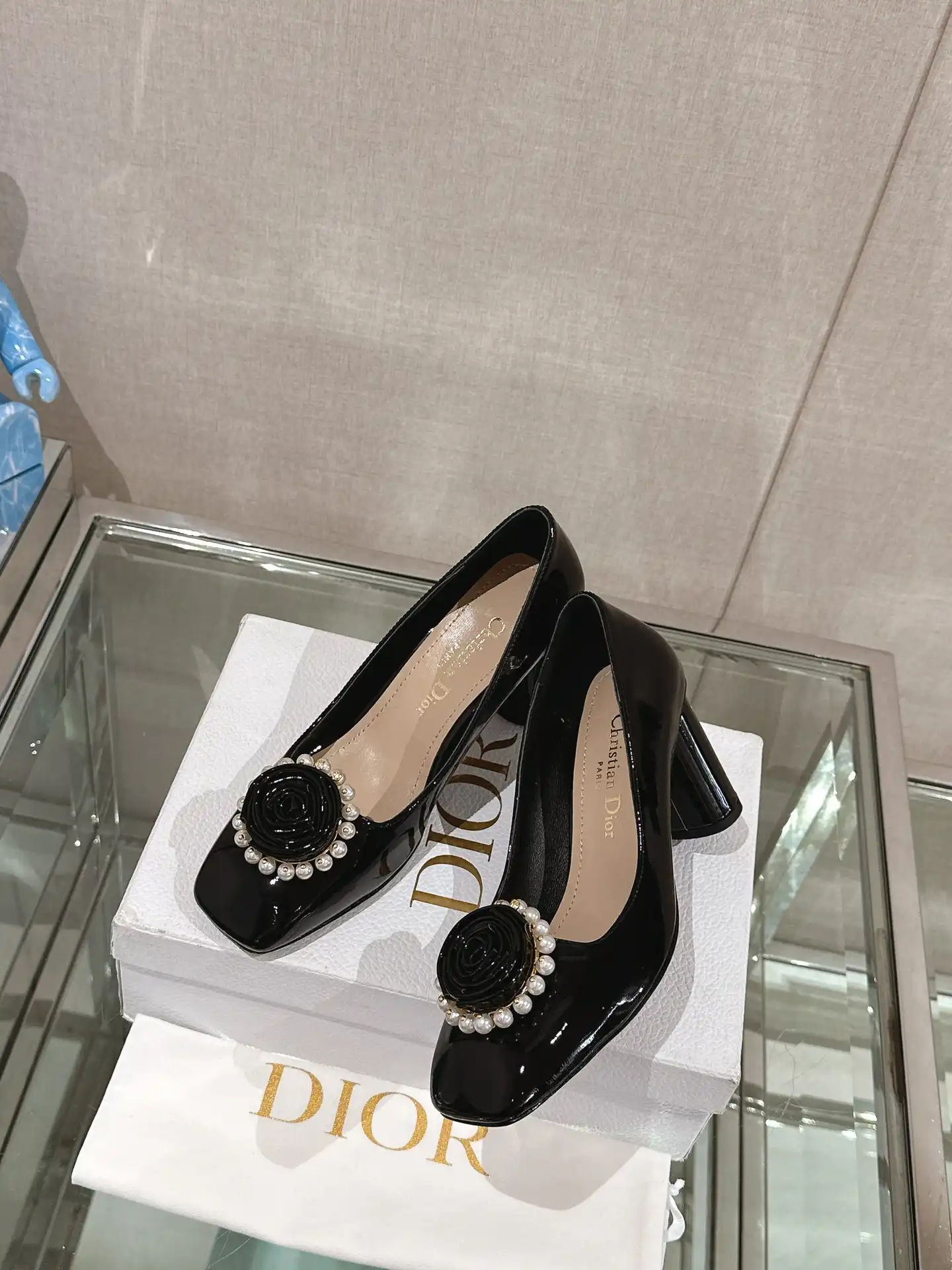 DIRO HEELS