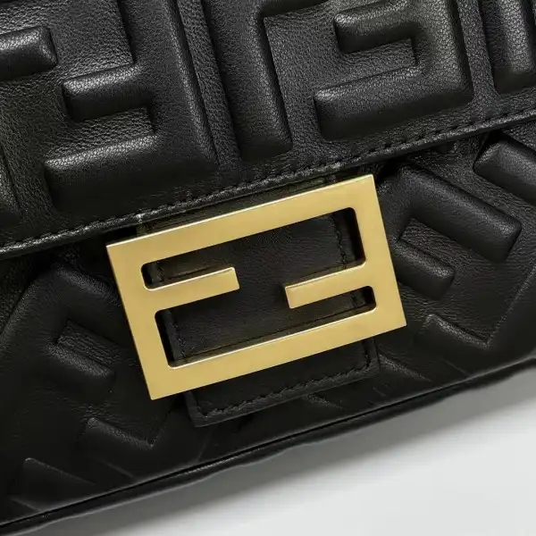 Firstbag Ru FENDI BAGUETTE-26*13*6CM