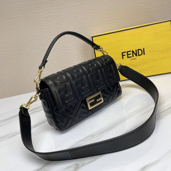 FENDI BAGUETTE-26*13*6CM