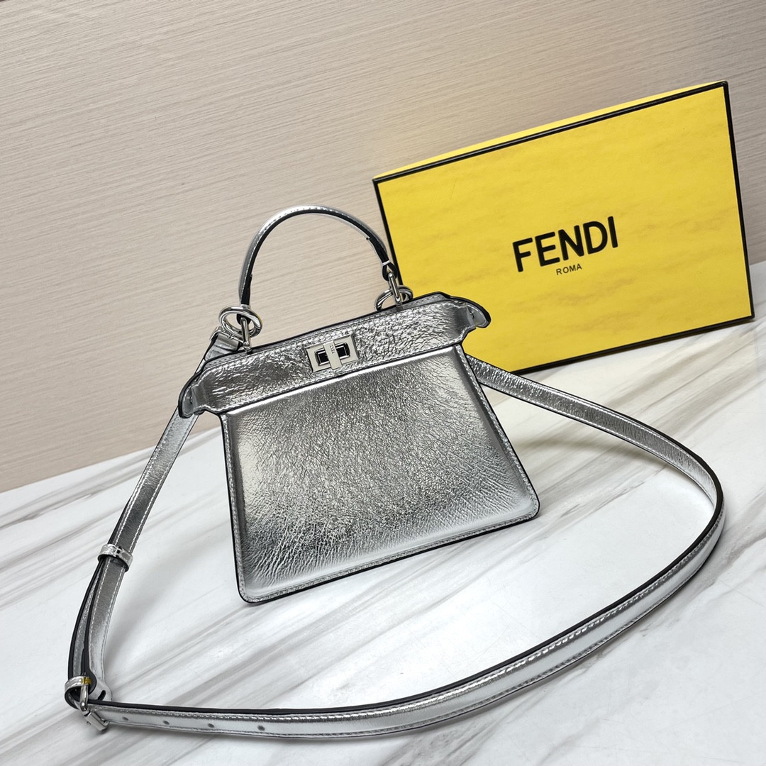 HOT SALE Fendi Peekaboo ISeeU Petite-20x11x15cm