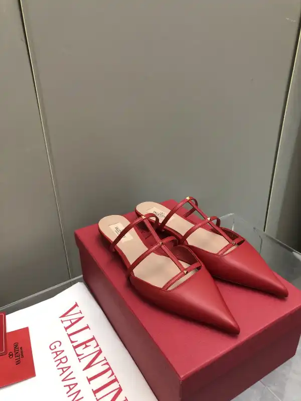 VALENTINO MULES